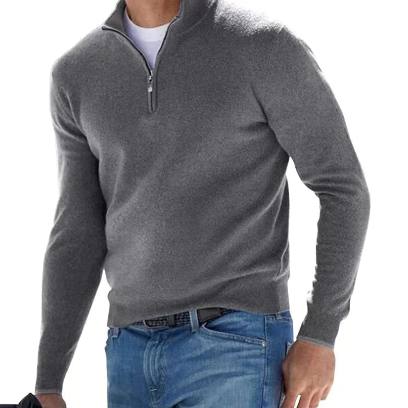 Modischer Pullover