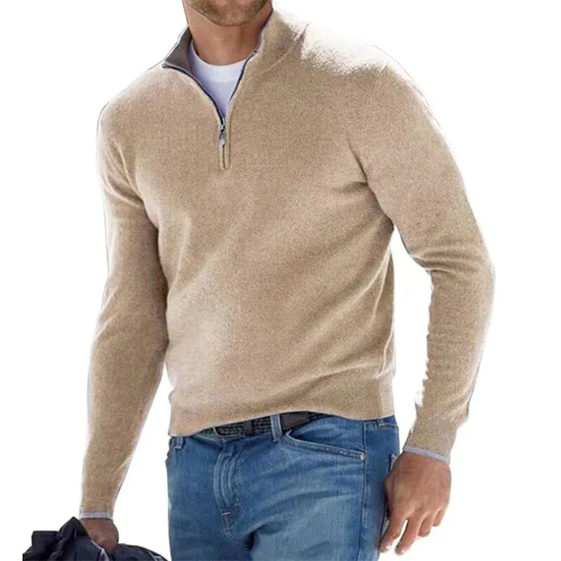 Modischer Pullover