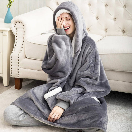 Caryn - Köstliche Kombination aus weichem Hoodie und kuscheliger Decke in einem!