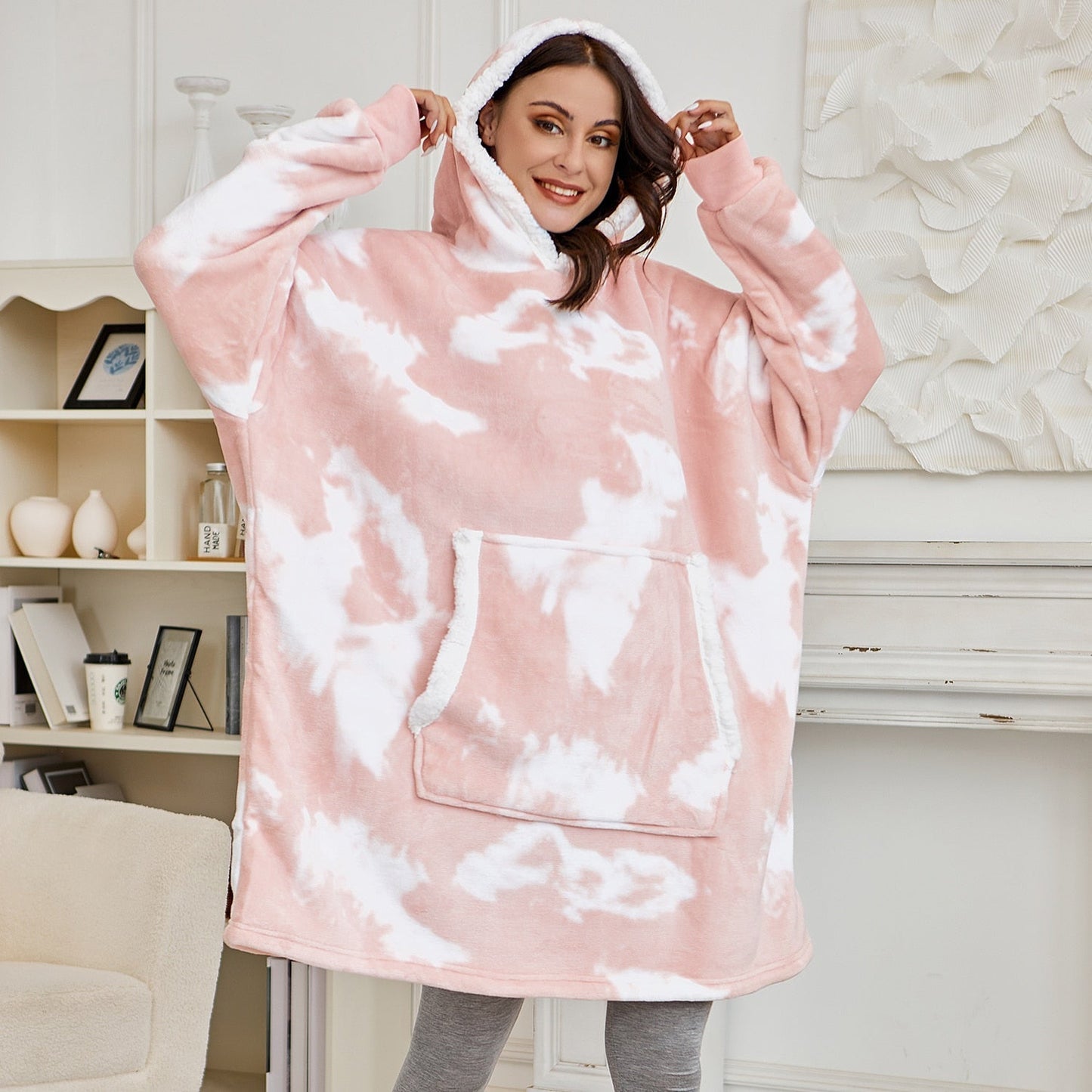 Caryn - Köstliche Kombination aus weichem Hoodie und kuscheliger Decke in einem!