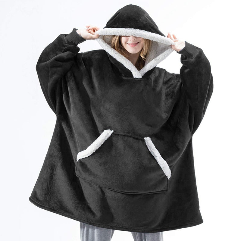 Caryn - Köstliche Kombination aus weichem Hoodie und kuscheliger Decke in einem!